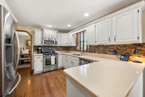 207 Barb Boulevard Dekalb IL 60115