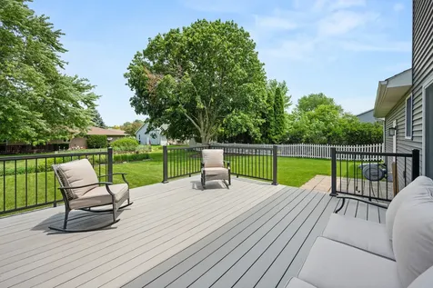 207 Barb Boulevard Dekalb IL 60115