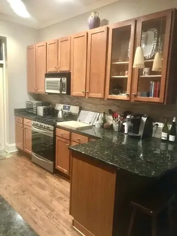 1512 West Wilson Avenue Chicago IL 60640