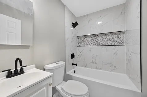 1713 222ND Place Sauk Village IL 60411