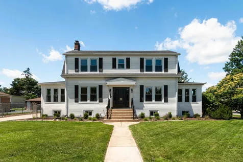 210 South Grace Street Lombard IL 60148