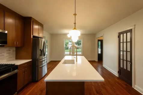 210 South Grace Street Lombard IL 60148