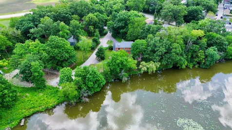 707 Quinn Road Mchenry IL 60051