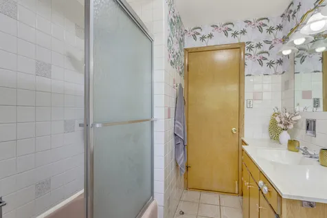 5425 Drury Lane Oak Lawn IL 60453