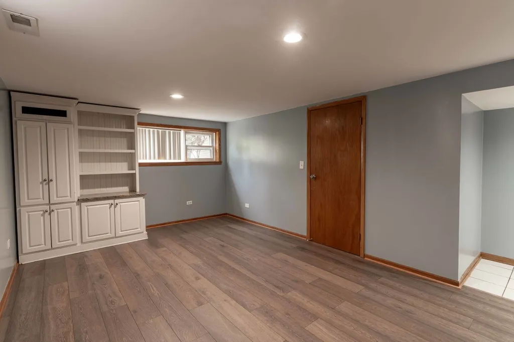 7753 West Forest Preserve Avenue Chicago IL 60634