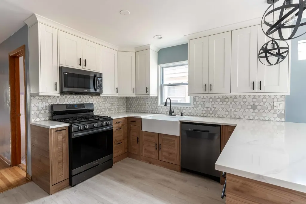 7753 West Forest Preserve Avenue Chicago IL 60634