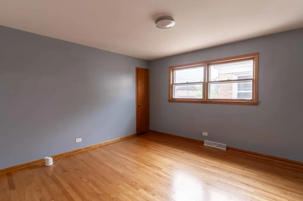 7753 West Forest Preserve Avenue Chicago IL 60634