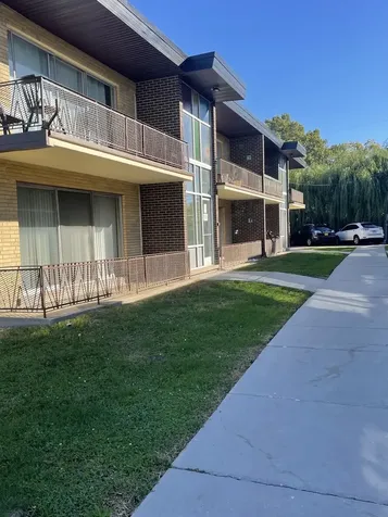9517 Mansfield Avenue Oak Lawn IL 60453