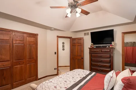 1221 Glen Mor Drive Shorewood IL 60404