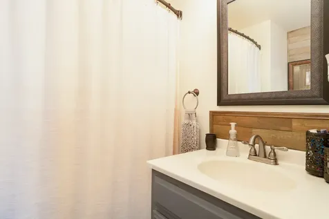 1221 Glen Mor Drive Shorewood IL 60404
