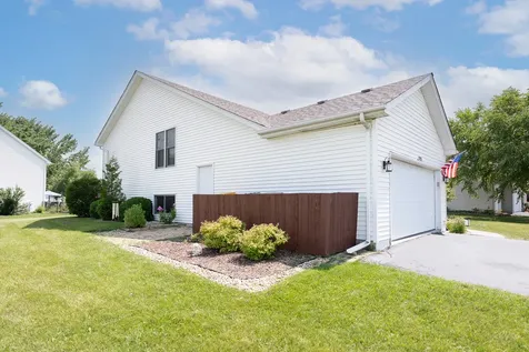 1221 Glen Mor Drive Shorewood IL 60404
