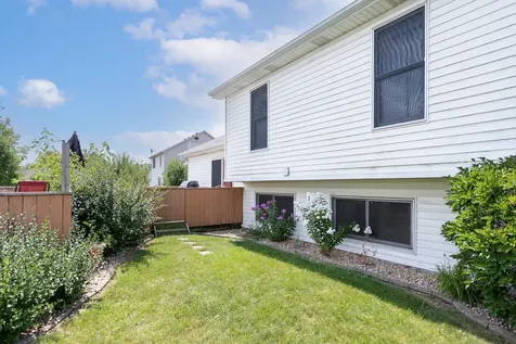 1221 Glen Mor Drive Shorewood IL 60404