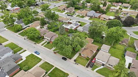 15342 Dobson Avenue South Holland IL 60473