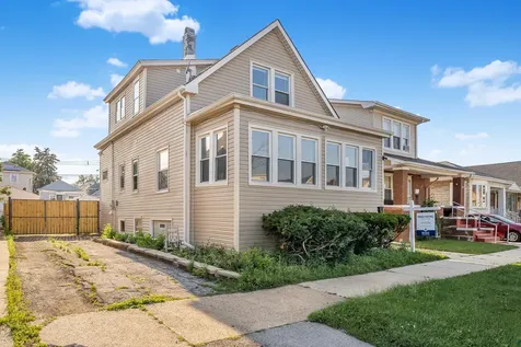 2724 North Mobile Avenue Chicago IL 60639