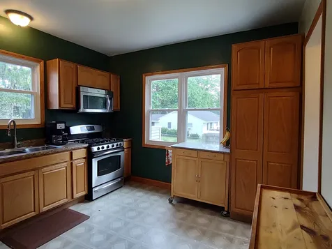 915 Julien Street Belvidere IL 61008
