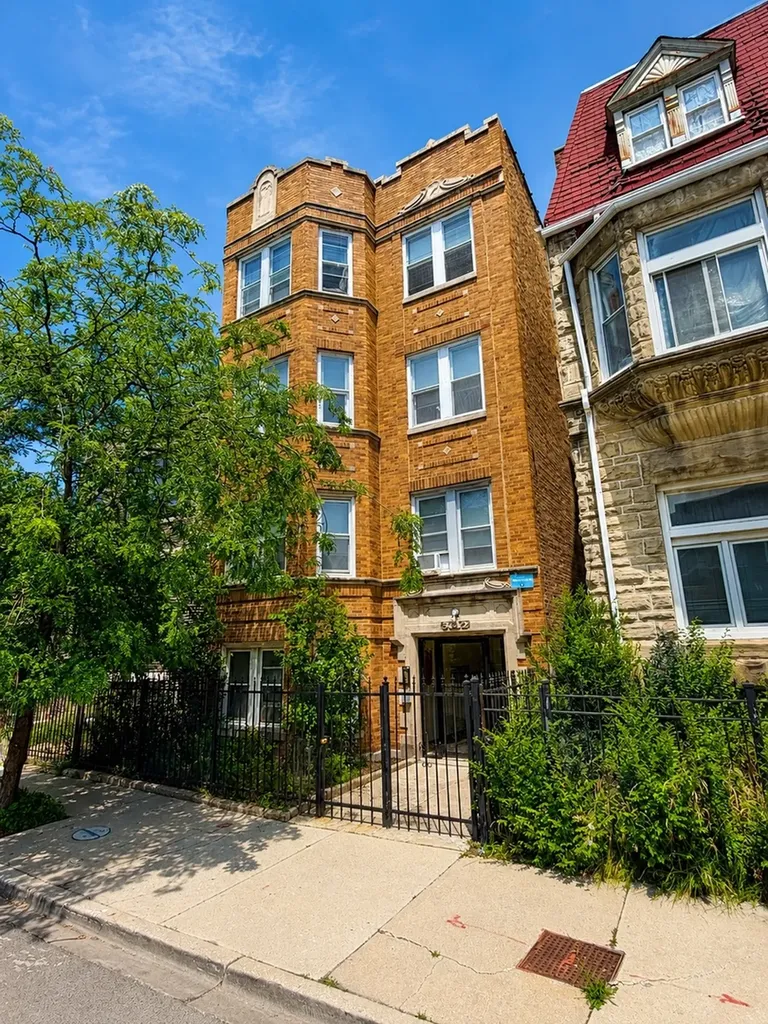 3012 West Warren Boulevard Chicago IL 60612