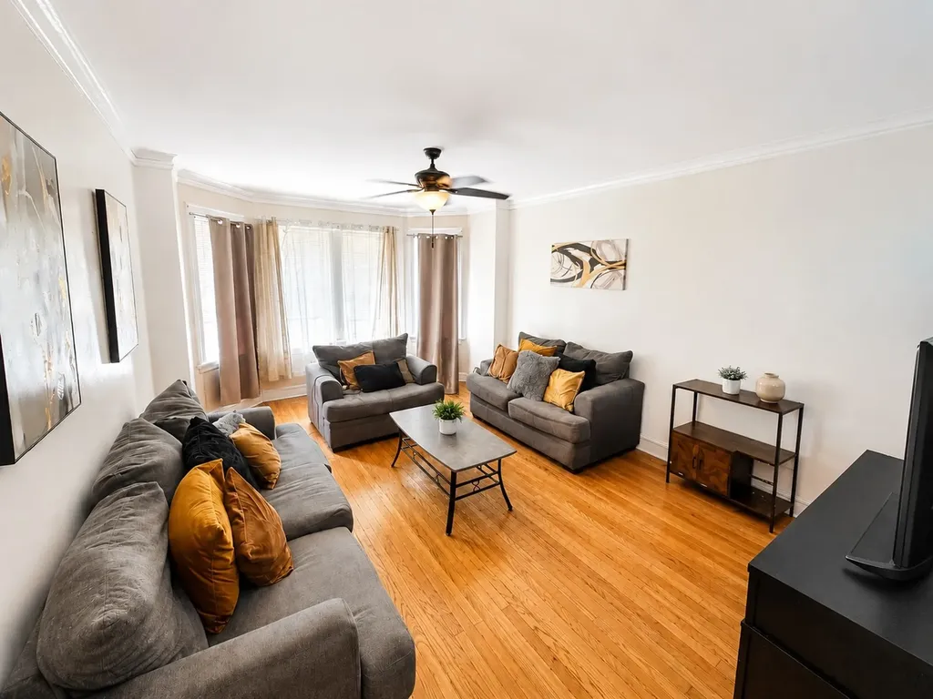 3012 West Warren Boulevard Chicago IL 60612