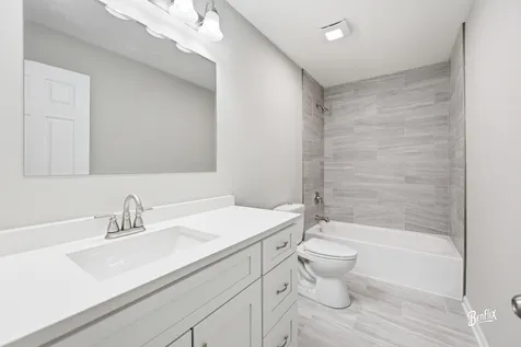 1005 Cooper Court Buffalo Grove IL 60089