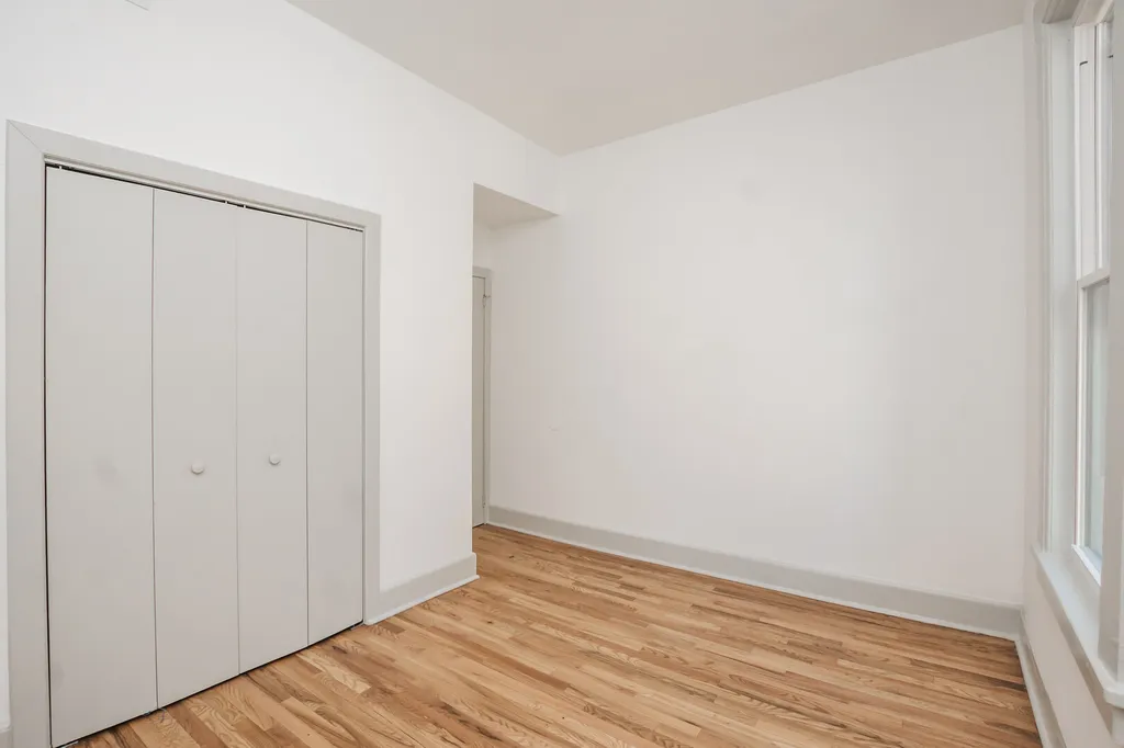2028 North Oakley Avenue Chicago IL 60647