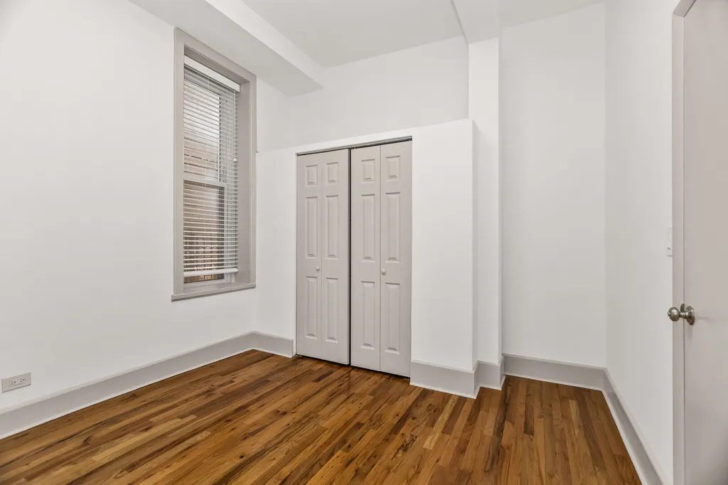 2028 North Oakley Avenue Chicago IL 60647