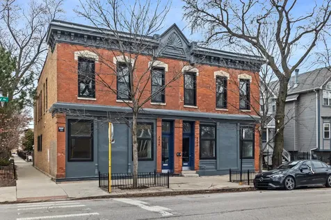 2028 North Oakley Avenue Chicago IL 60647