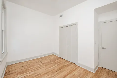 2028 North Oakley Avenue Chicago IL 60647