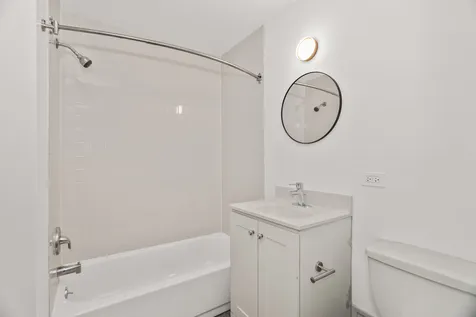 2028 North Oakley Avenue Chicago IL 60647