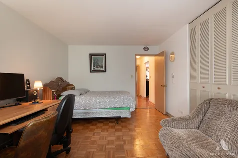 10316 South Pulaski Road Oak Lawn IL 60453