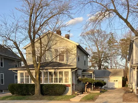 216 North Washington Street Naperville IL 60540