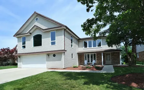 1000 East Ardyce Lane Mount Prospect IL 60056