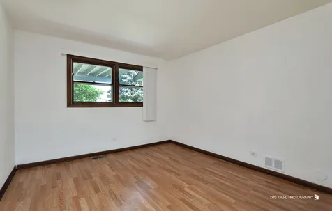 1000 East Ardyce Lane Mount Prospect IL 60056