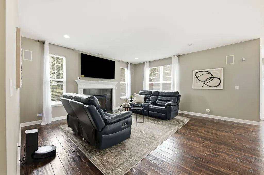 14924 South Case Street Plainfield IL 60544