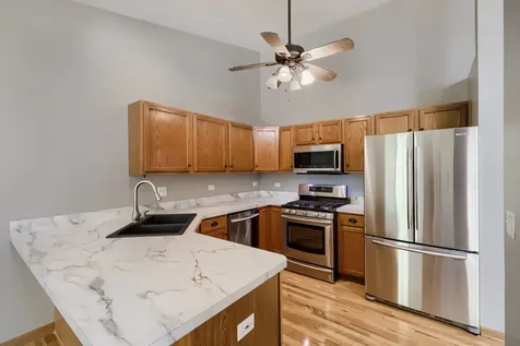 2016 Jeffrey Lane Elgin IL 60123