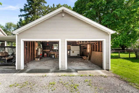 708 North Mill Street Leroy IL 61752