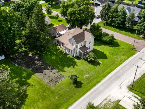 708 North Mill Street Leroy IL 61752