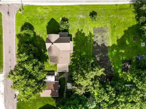 708 North Mill Street Leroy IL 61752