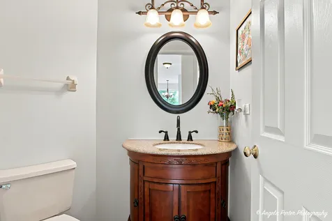 331 Hampton Court Crystal Lake IL 60012