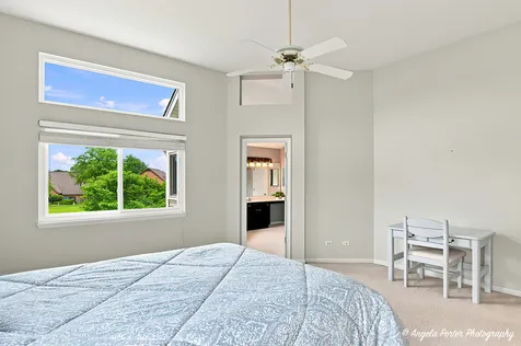 331 Hampton Court Crystal Lake IL 60012