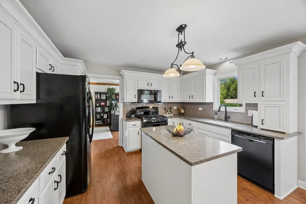 15518 Harbor Town Drive Orland Park IL 60462