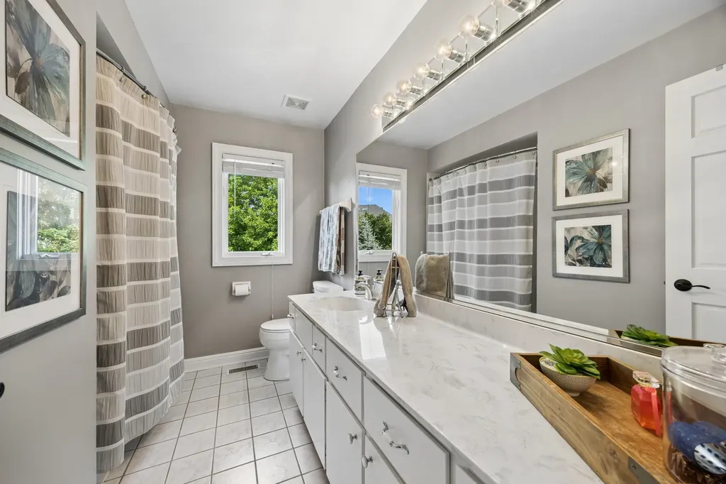 15518 Harbor Town Drive Orland Park IL 60462