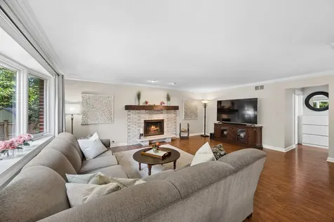 15518 Harbor Town Drive Orland Park IL 60462