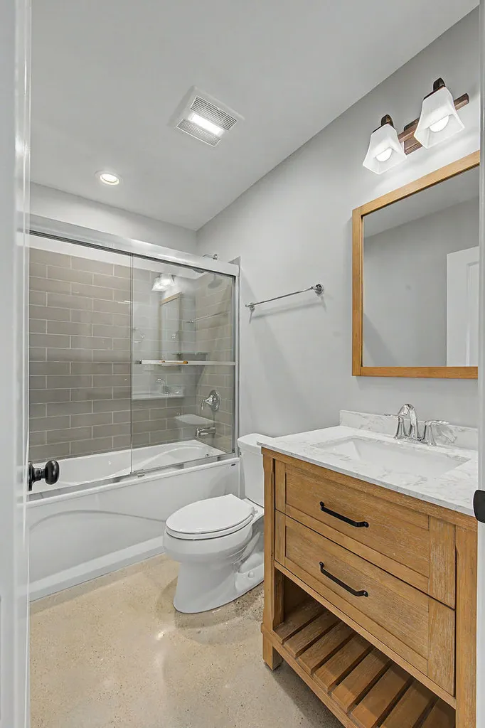 555 North Springfield Avenue Chicago IL 60624