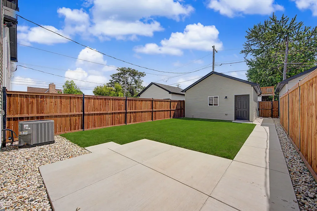 555 North Springfield Avenue Chicago IL 60624