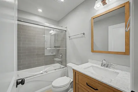 555 North Springfield Avenue Chicago IL 60624