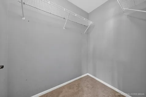1286 West Black Wolf Road Round Lake IL 60073