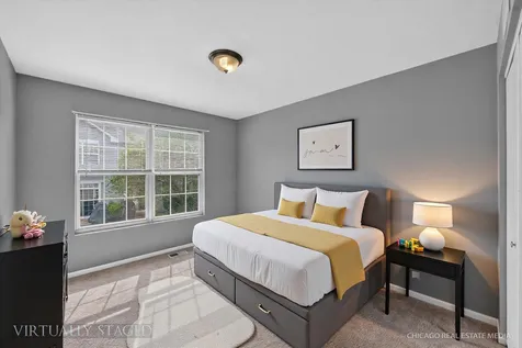 1286 West Black Wolf Road Round Lake IL 60073