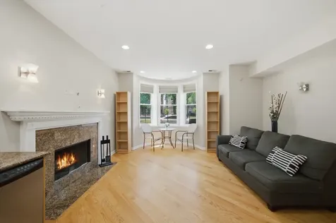 4921 South King Drive Chicago IL 60615