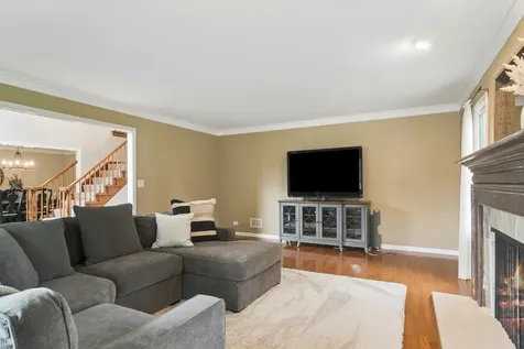 5340 Prairie Crossing Long Grove IL 60047