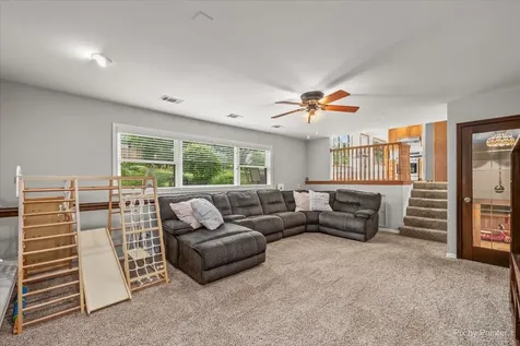 163 South Circle Avenue Bloomingdale IL 60108