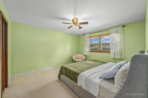 163 South Circle Avenue Bloomingdale IL 60108